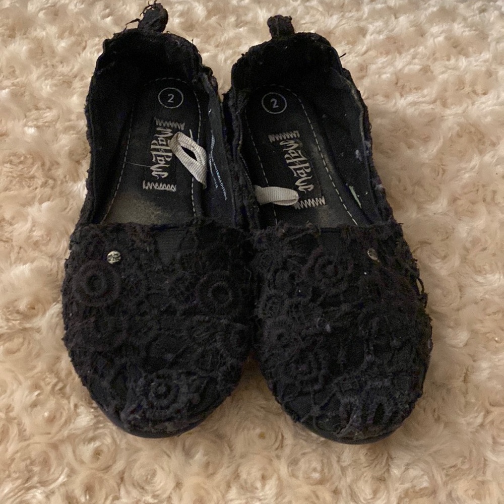 Slip on flats for girls
